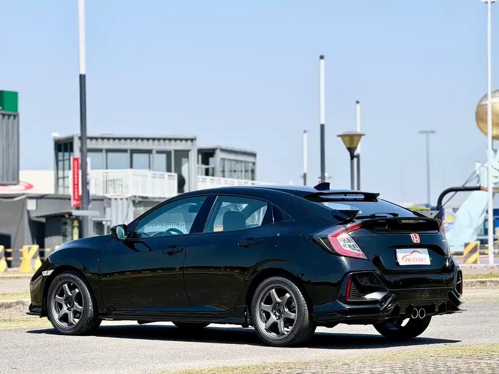 Honda Civic — фото 5
