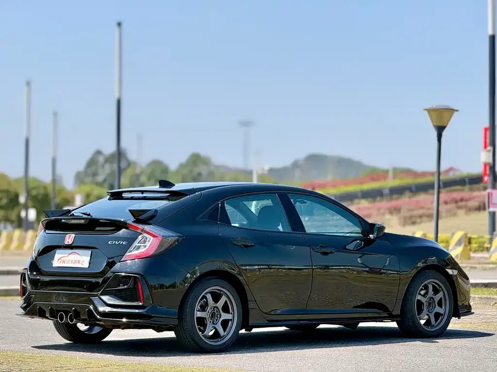 Honda Civic — фото 3