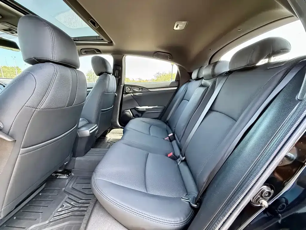 Honda Civic — фото 2