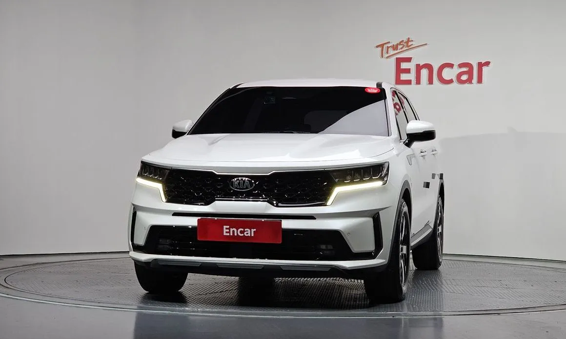 Kia Sorento — фото 5