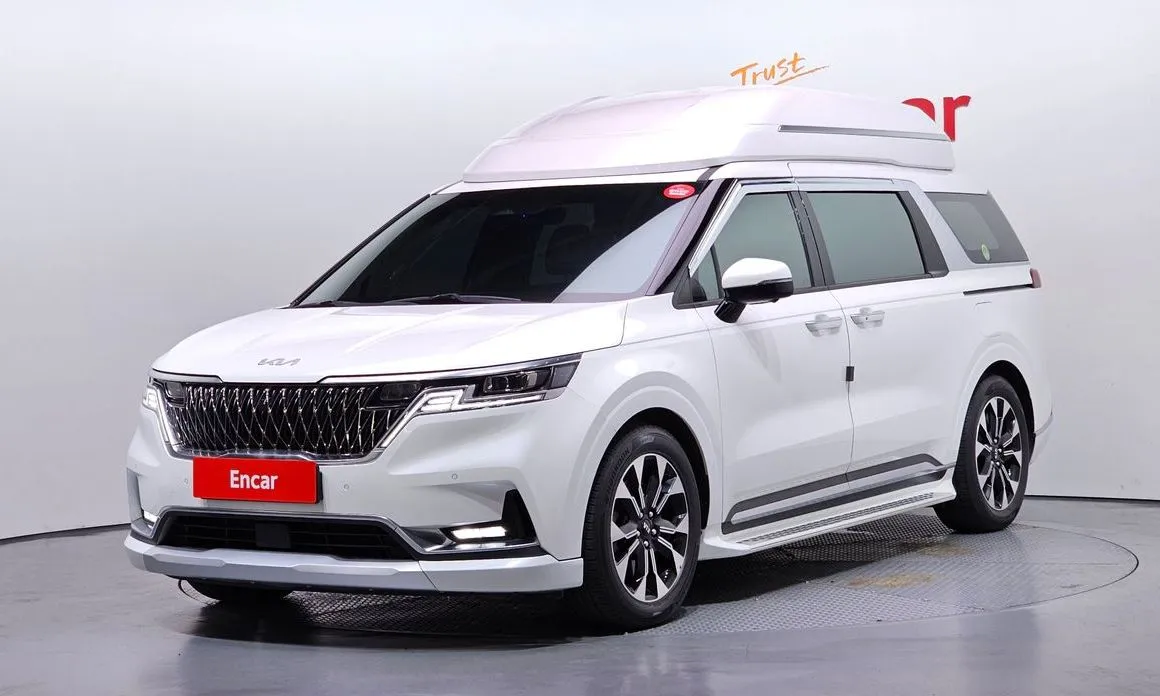 Kia Carnival — фото 1