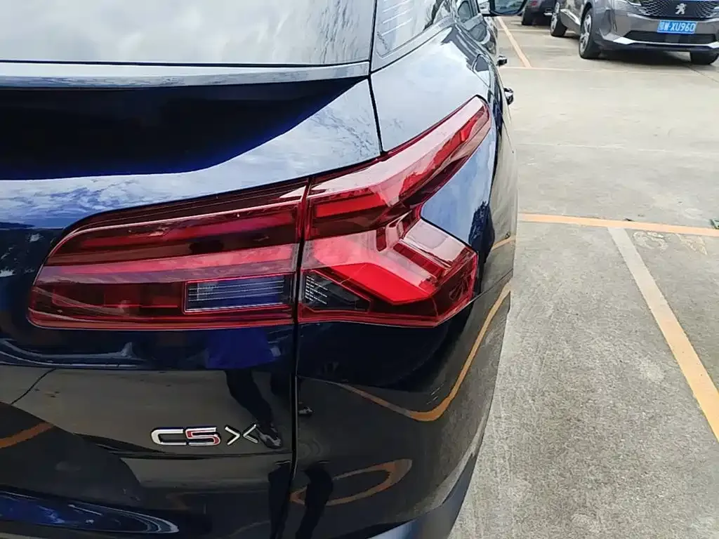 Citroen C5 X 2024 из CN, фото 7