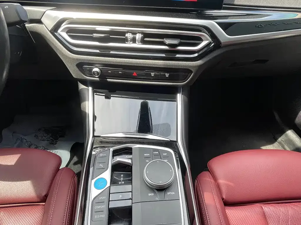 BMW i3 — фото 10