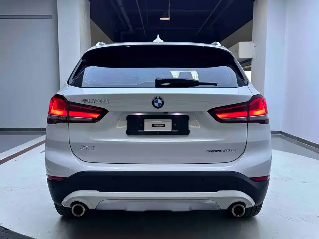 BMW X1 — фото 7
