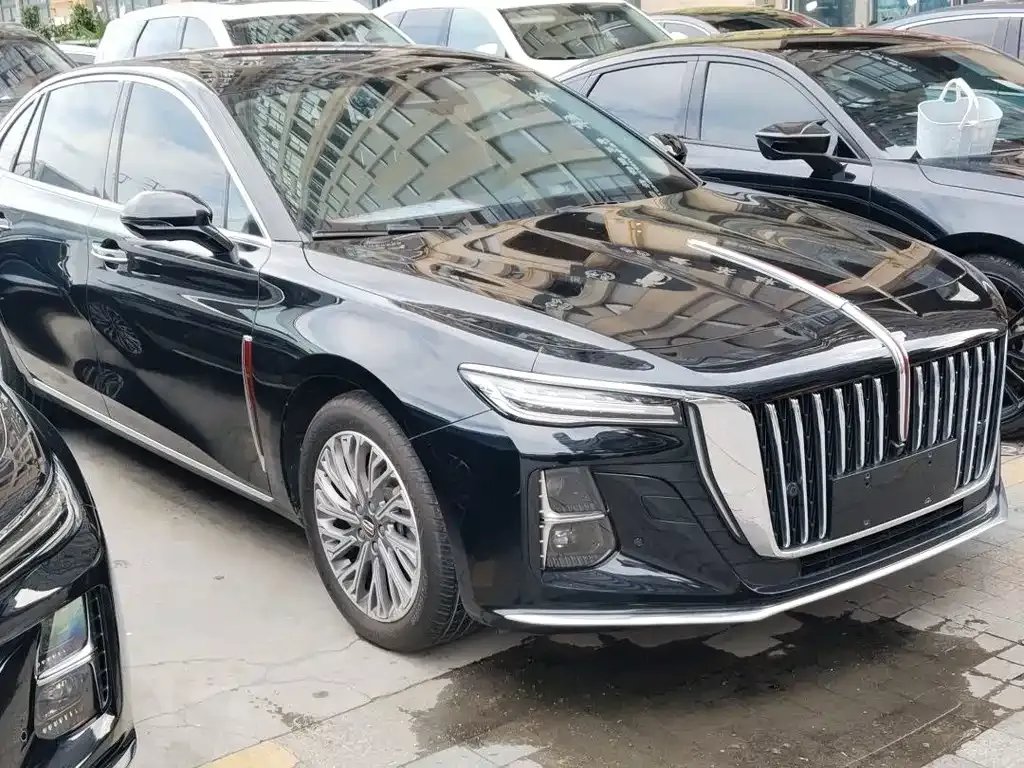 Hongqi H5 — фото 10