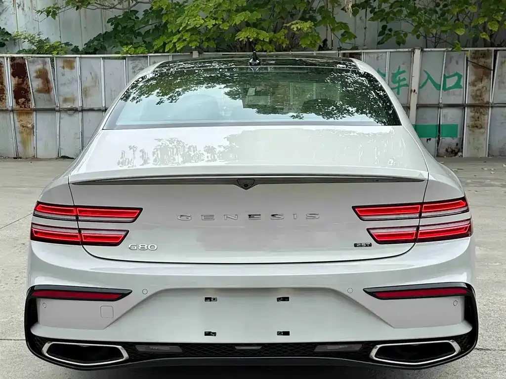 Genesis G80 — фото 2