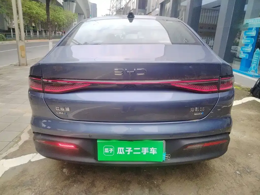 BYD Seal 05 DM-i — фото 10