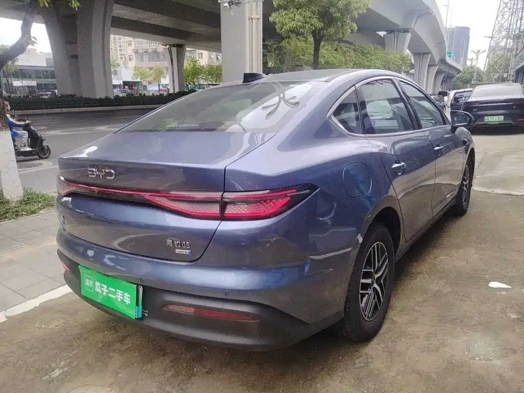 BYD Seal 05 DM-i — фото 7