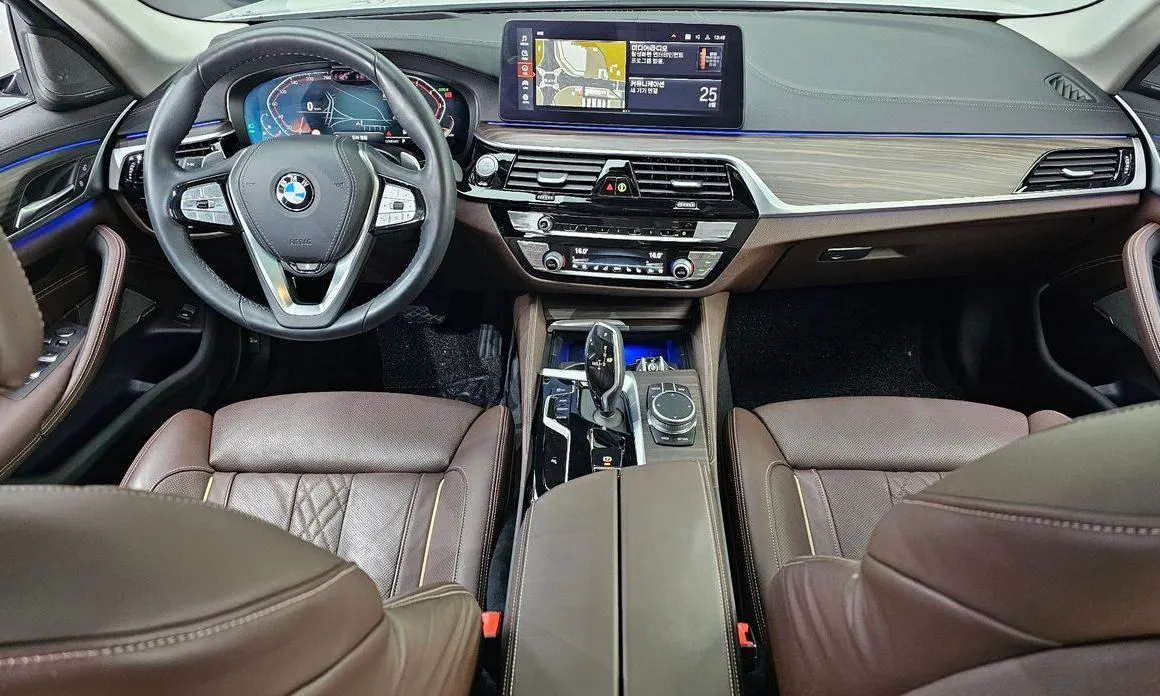 BMW 5-Series 2021 из KR, фото 7