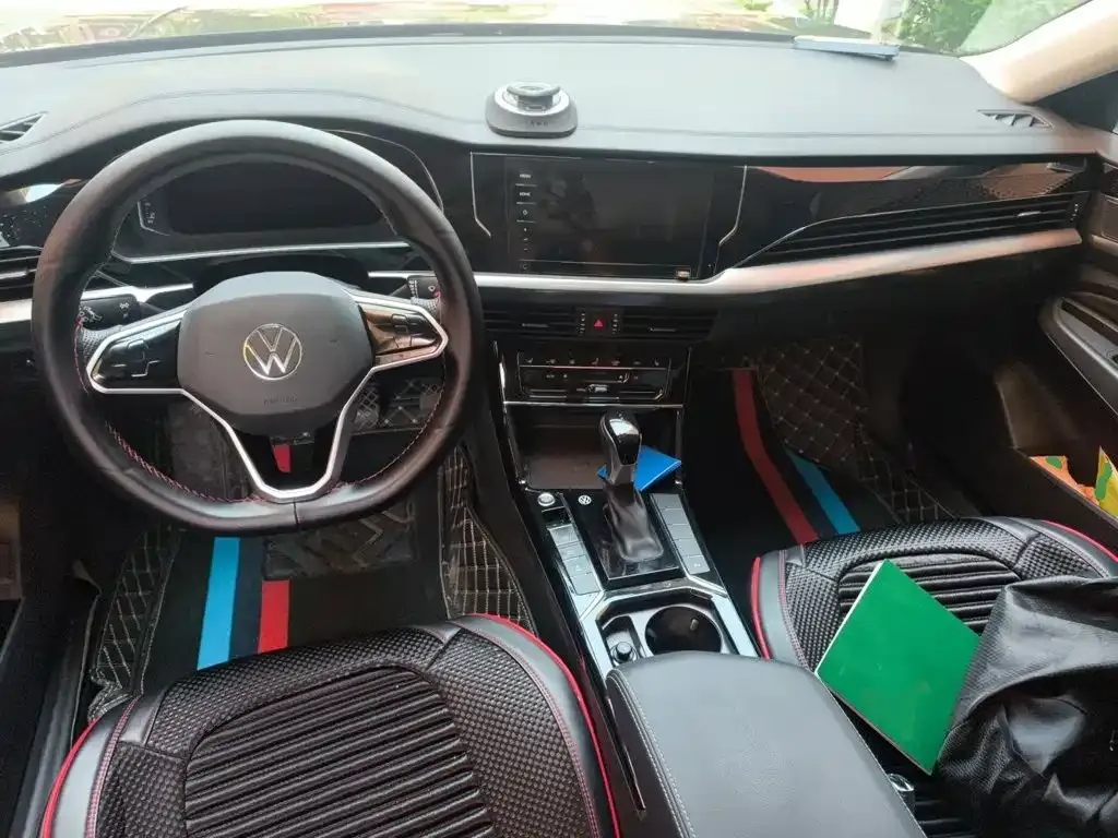 Volkswagen Passat — фото 8