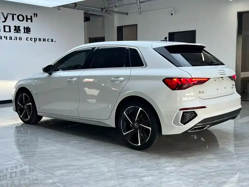 Audi A3 — фото 10