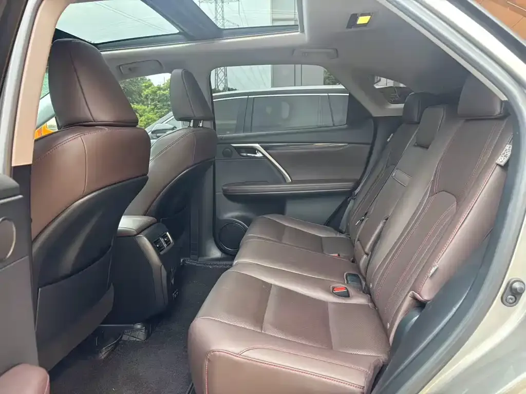 Lexus RX — фото 9