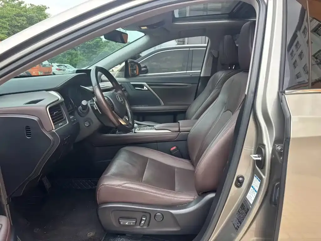 Lexus RX — фото 2