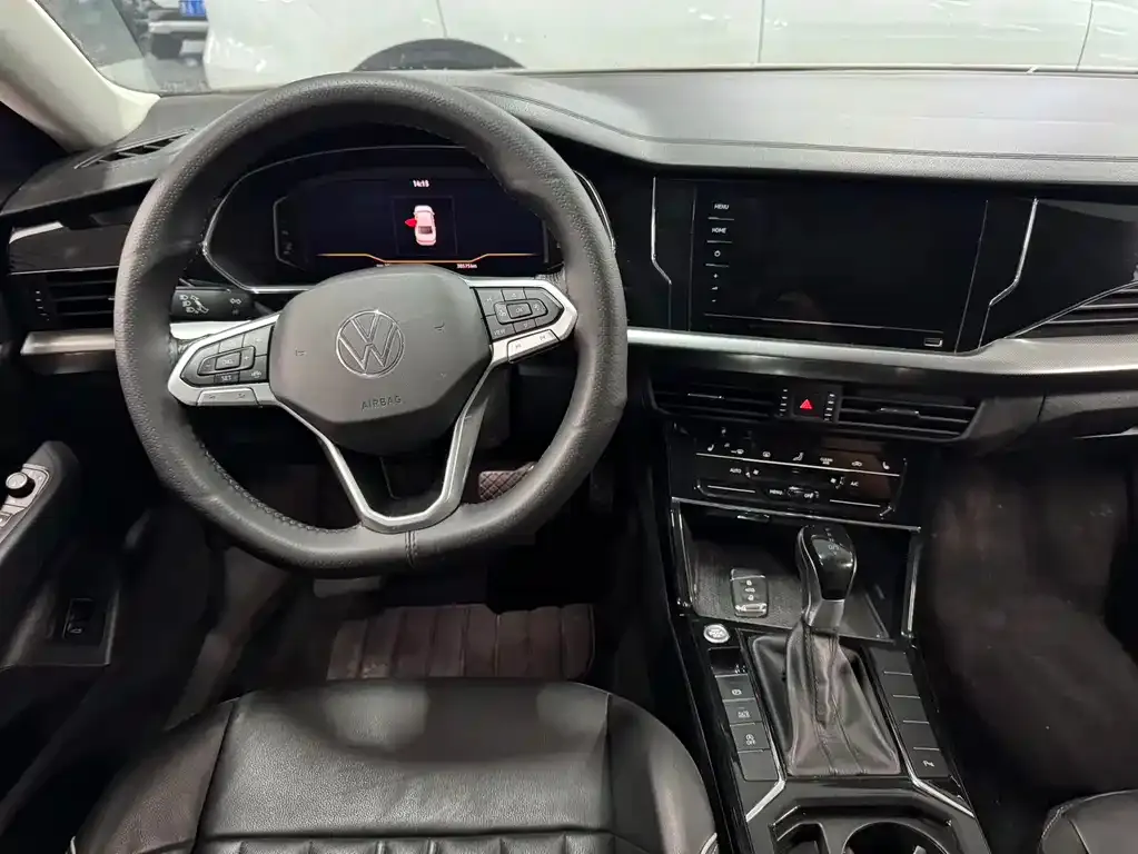 Volkswagen Passat — фото 3