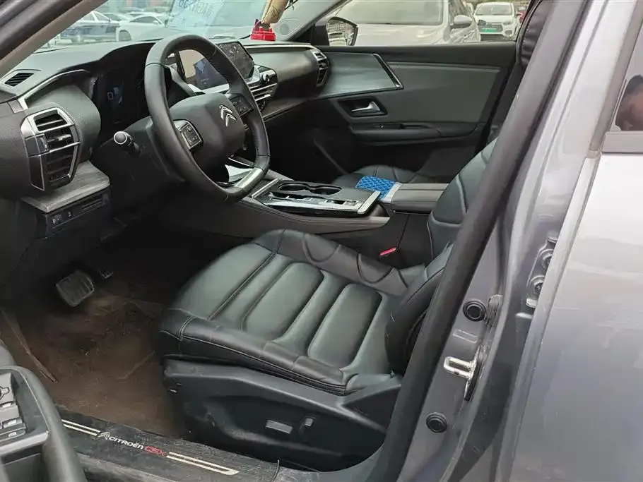 Citroen C5 X 2024 из CN, фото 2