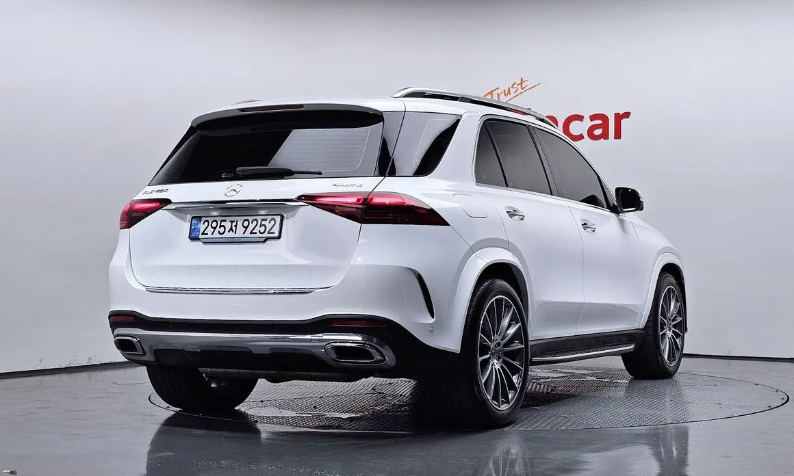 Mercedes-Benz GLE-Class — фото 7