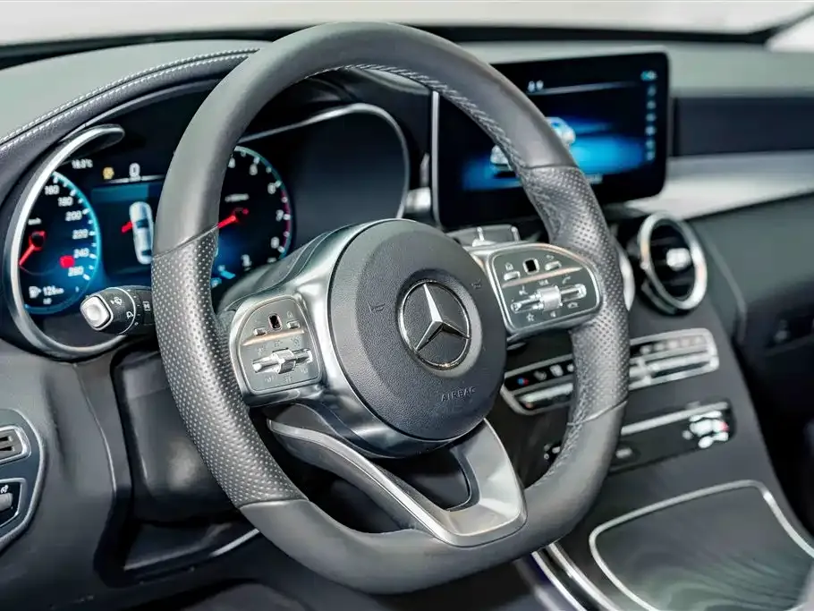 Mercedes-Benz C-Class — фото 4