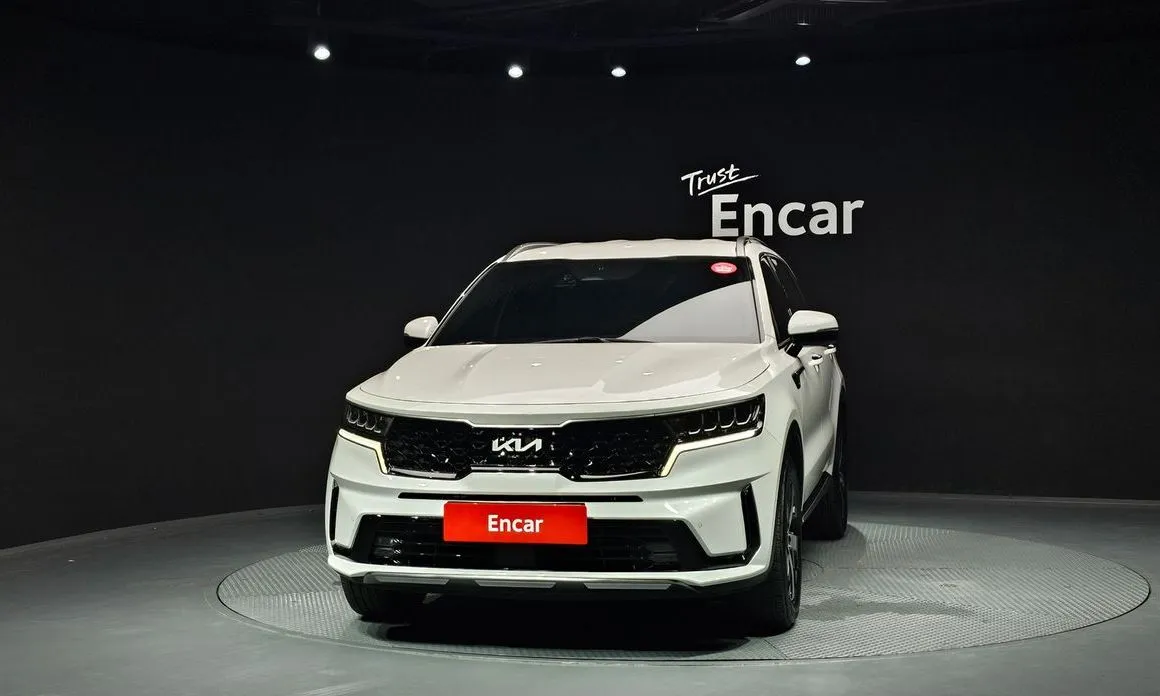 Kia Sorento — фото 6