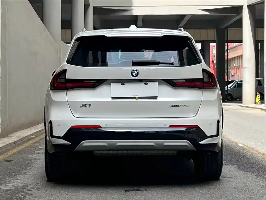 BMW X1 — фото 4