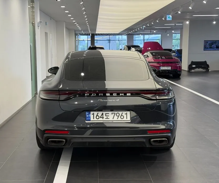 Porsche Panamera 2023 из KR, фото 4