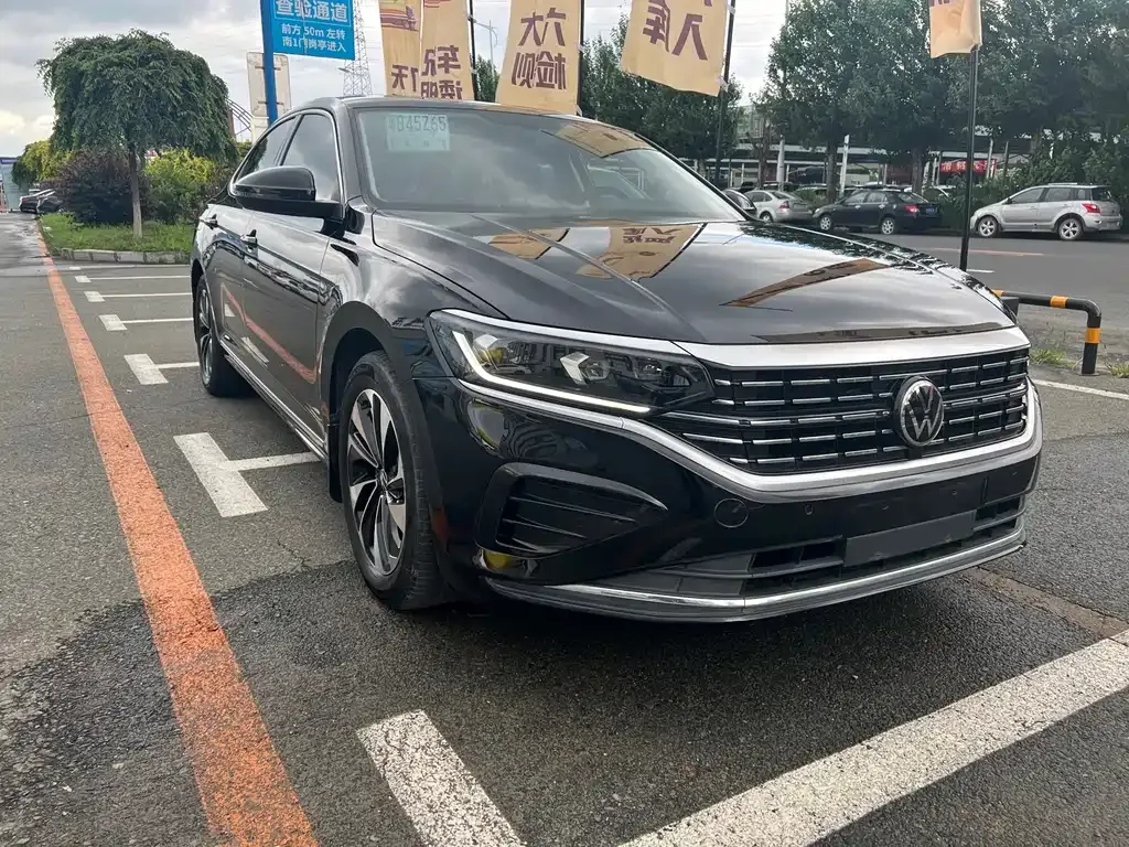 Volkswagen Passat — фото 9