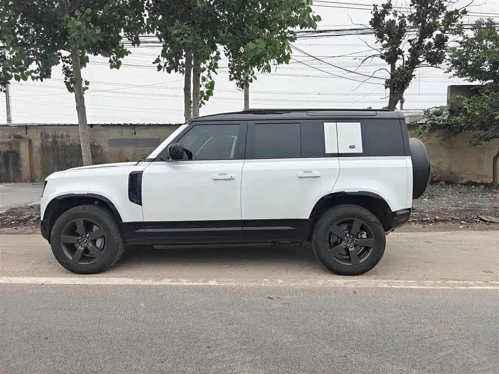 Land Rover Defender — фото 6