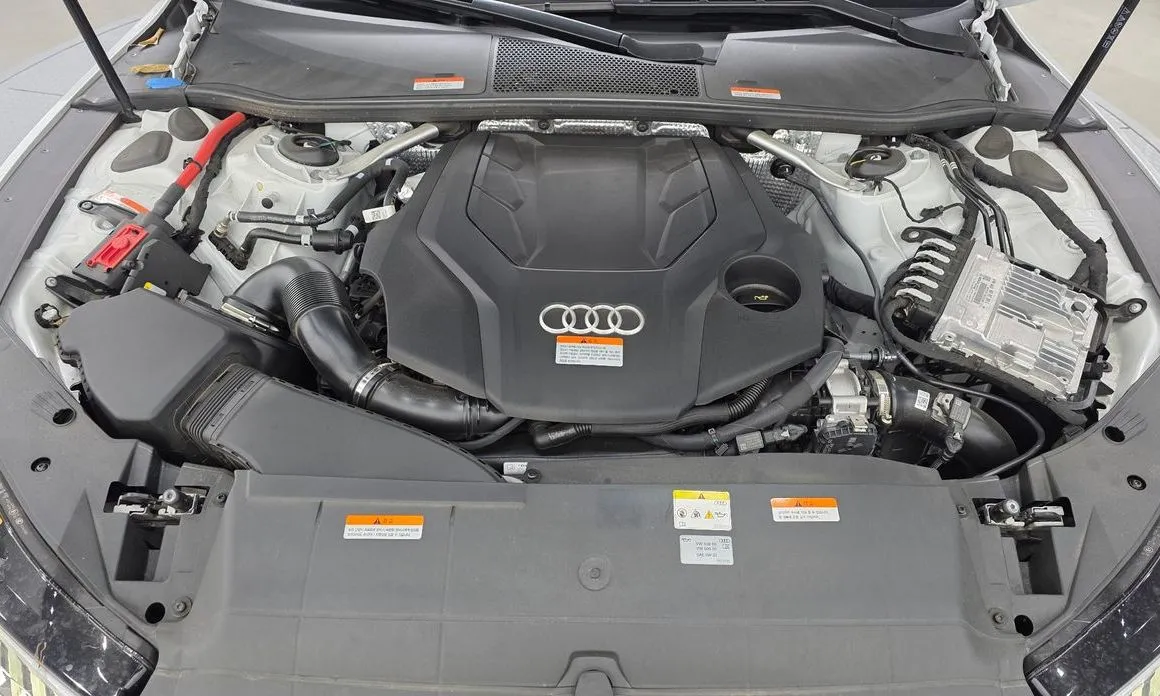 Audi A7 — фото 8