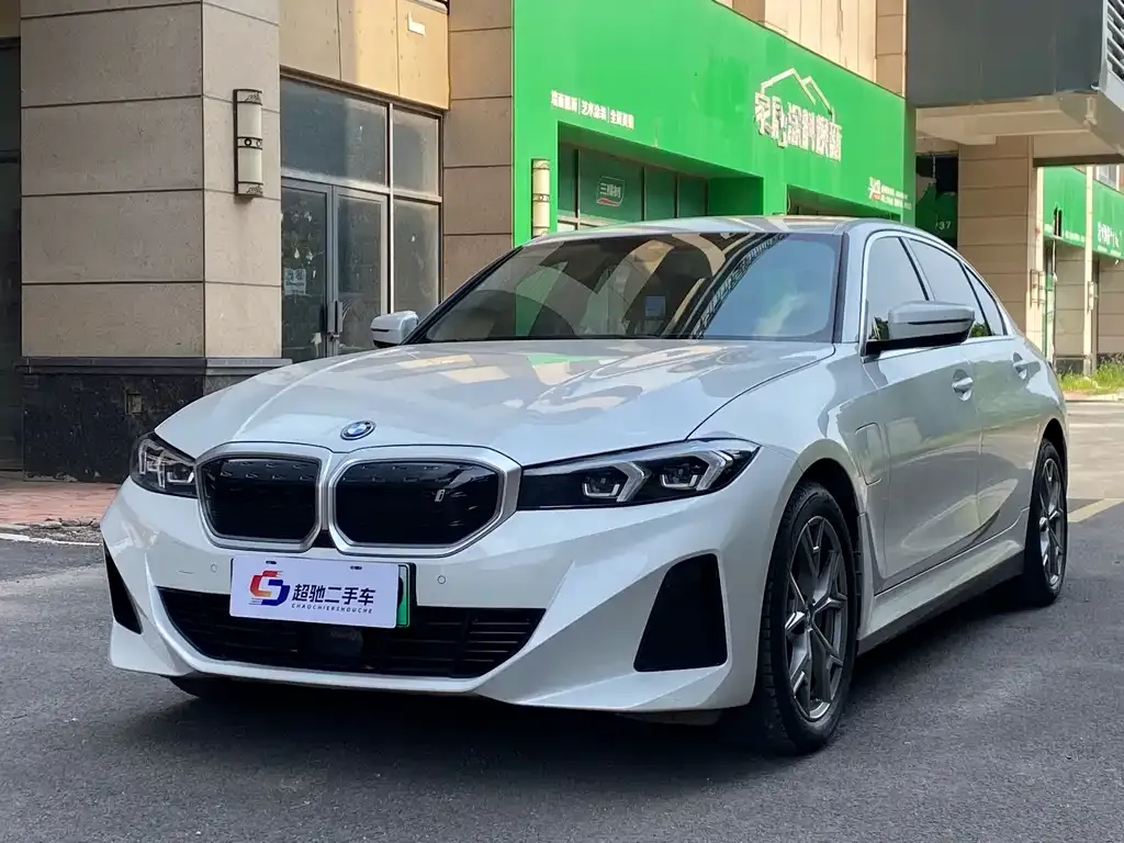 BMW i3 — фото 1