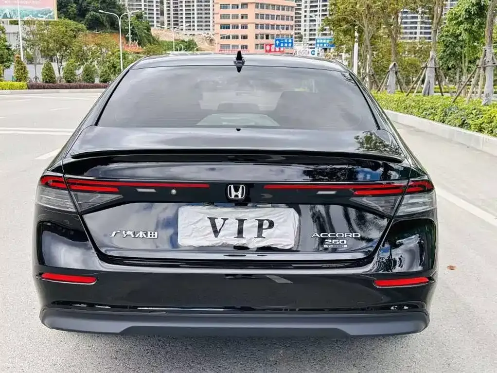 Honda Accord — фото 6