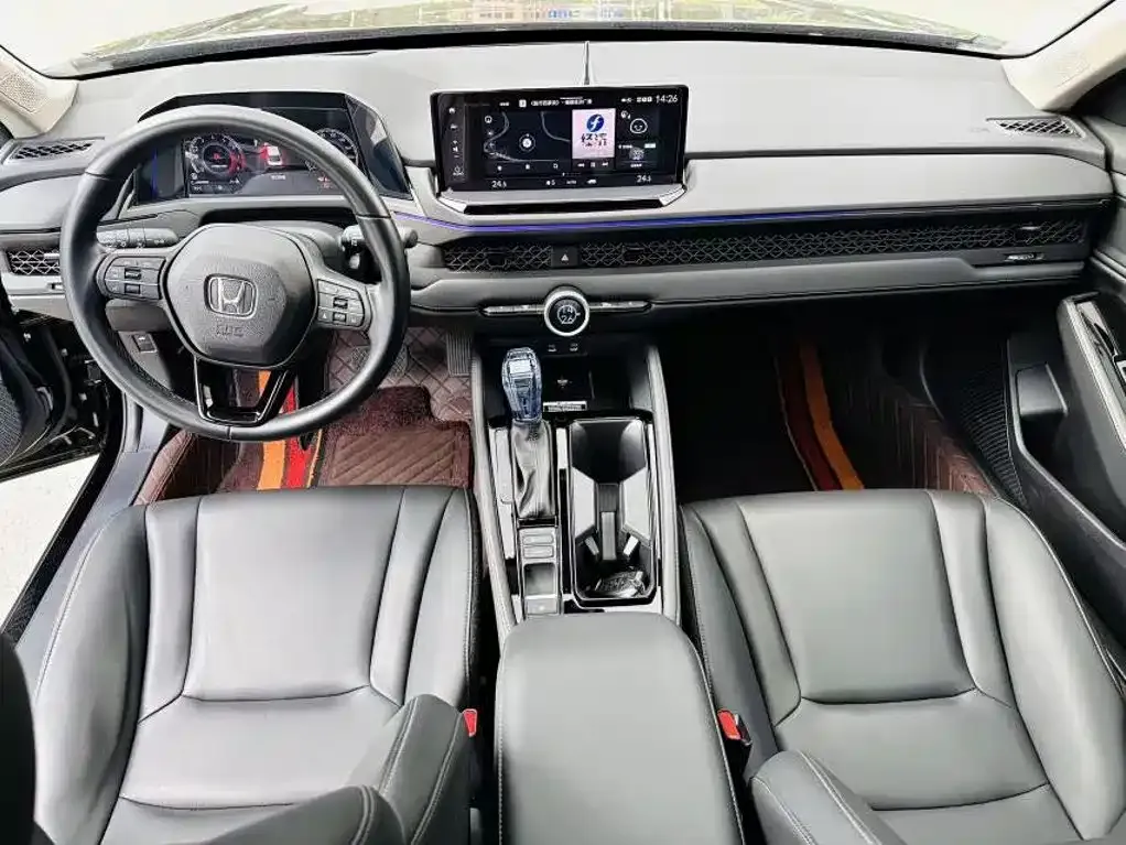 Honda Accord — фото 3