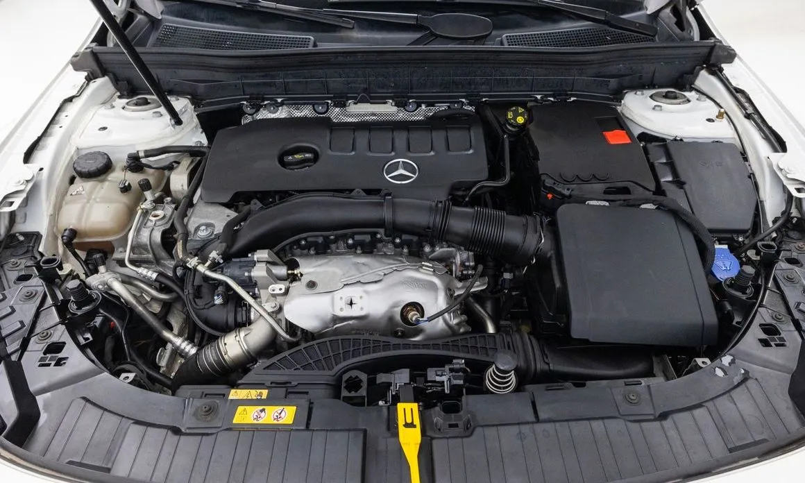 Mercedes-Benz GLB-Class — фото 10
