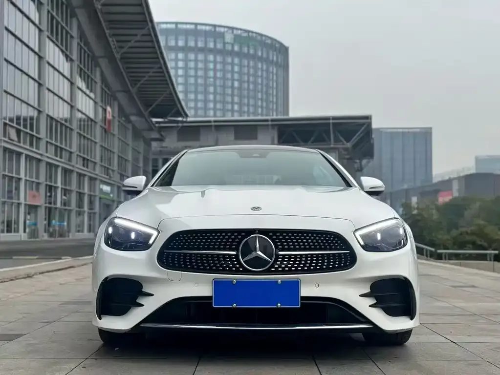 Mercedes-Benz E-Class (Import) — фото 9