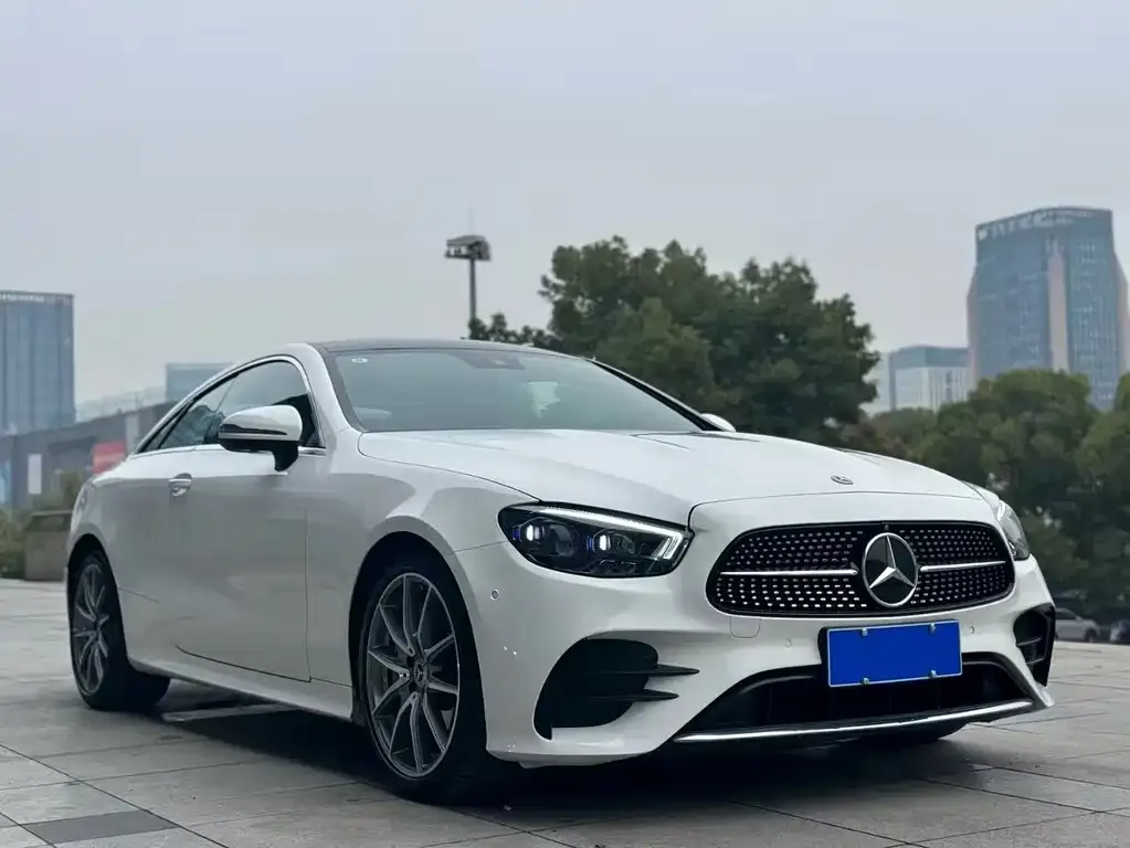 Mercedes-Benz E-Class (Import) — фото 6