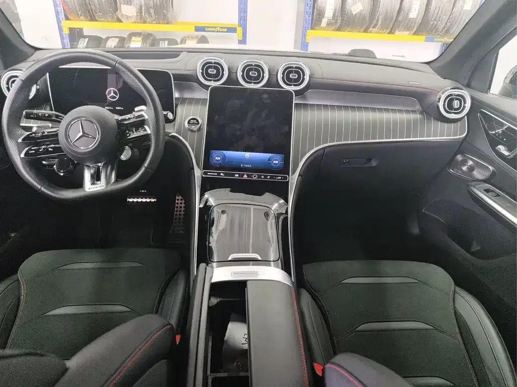 Mercedes-Benz GLC AMG — фото 6