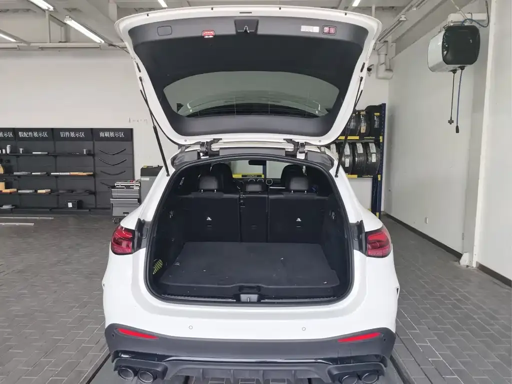 Mercedes-Benz GLC AMG — фото 8