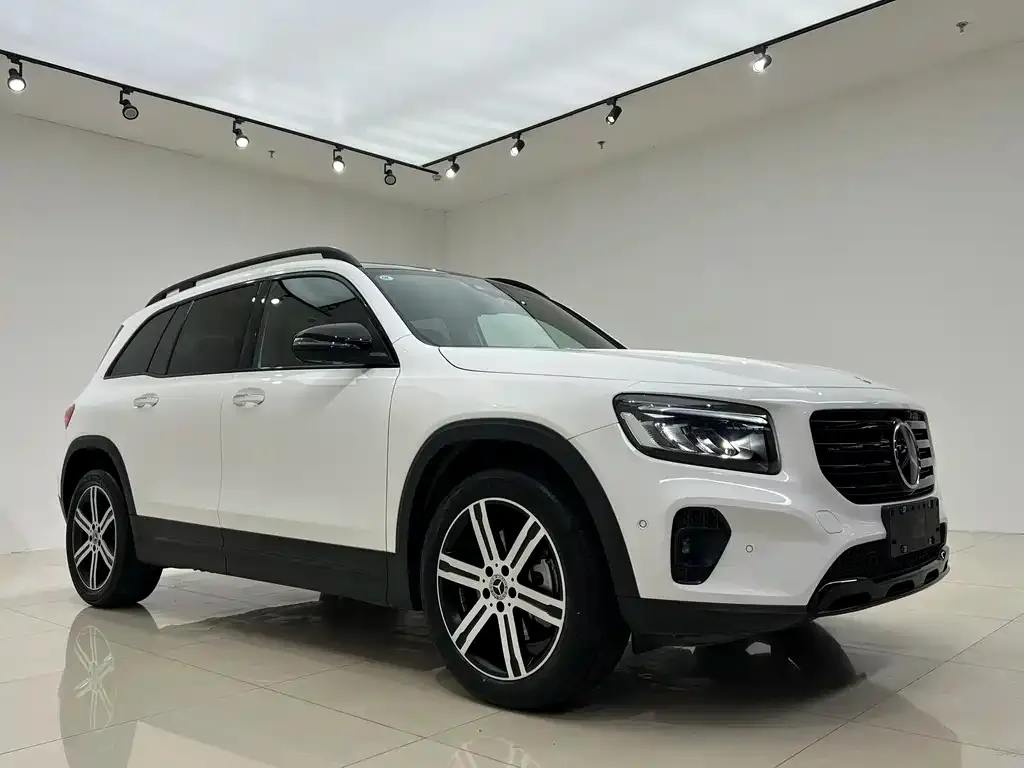 Mercedes-Benz GLB — фото 5