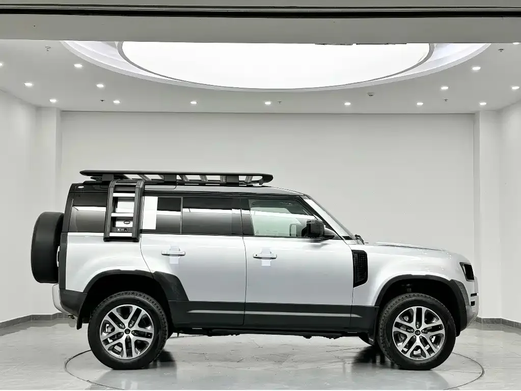 Land Rover Defender — фото 4
