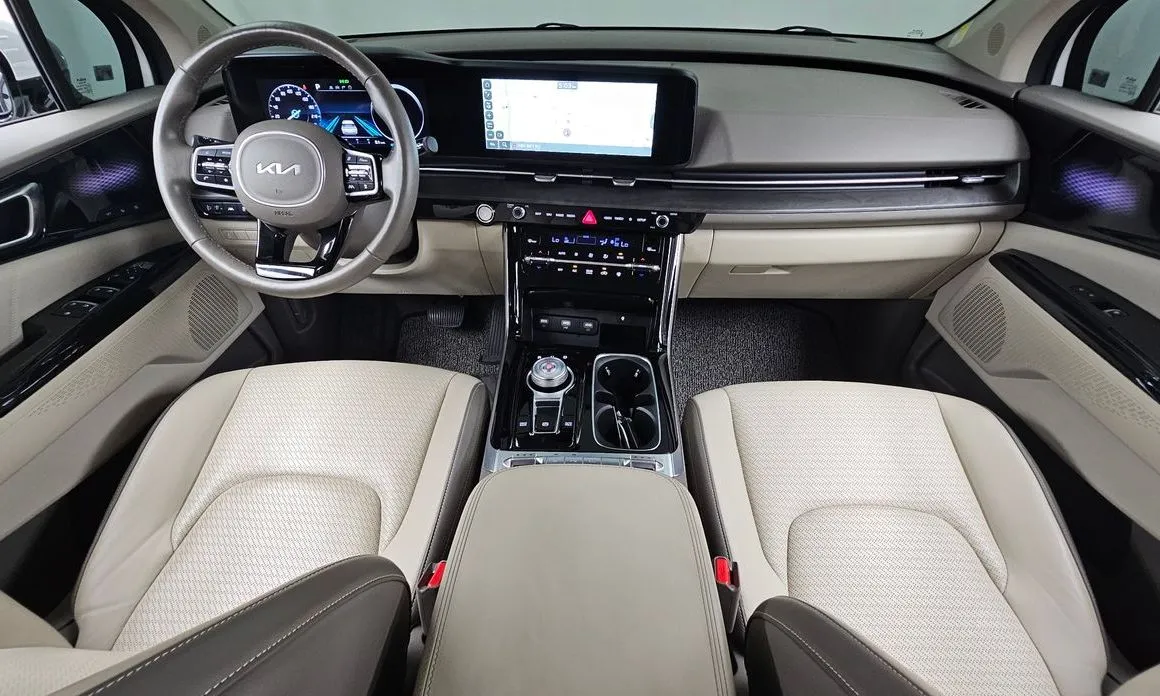 Kia Carnival — фото 9