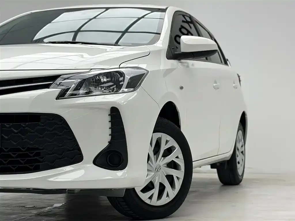Toyota Vios FS — фото 2