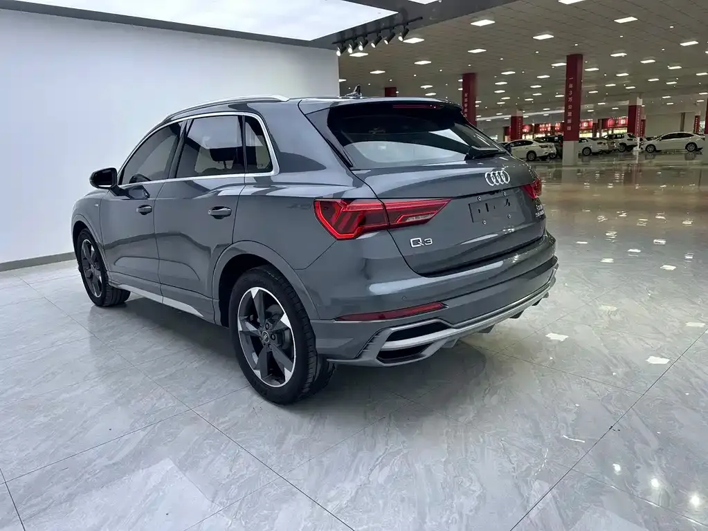 Audi Q3 — фото 2
