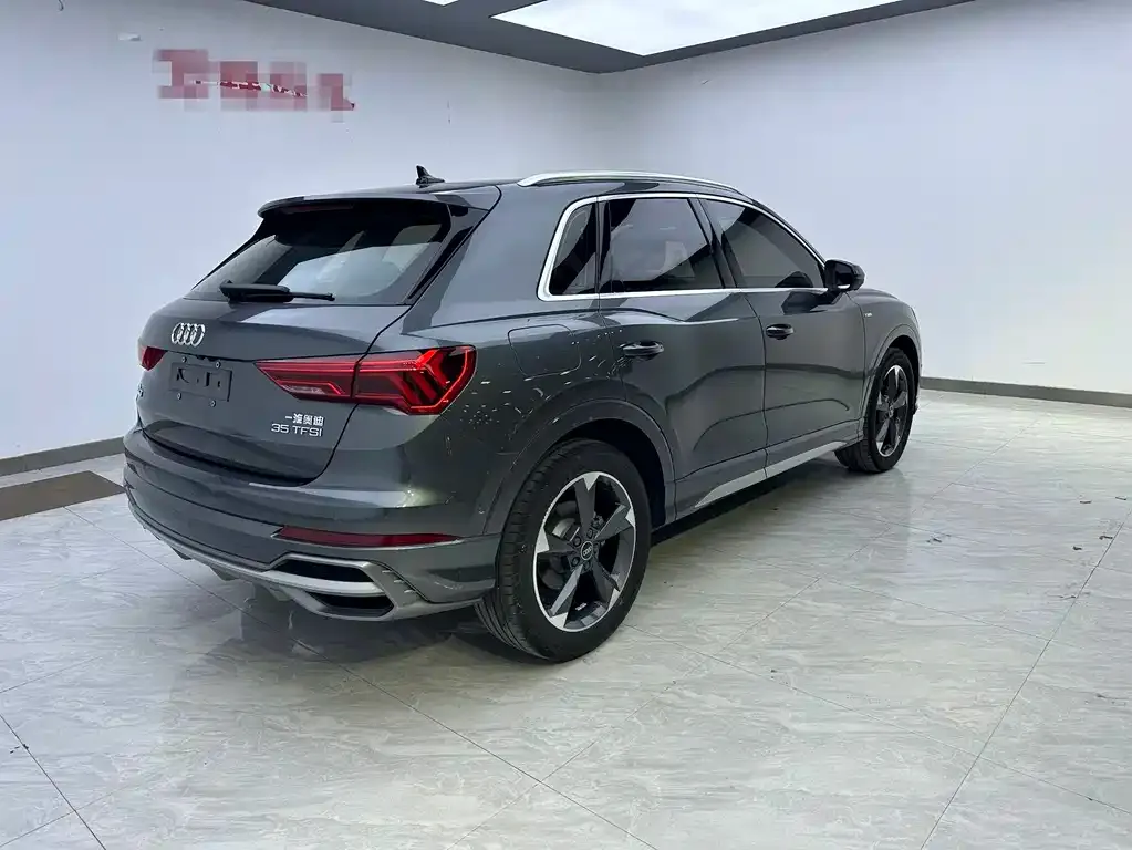 Audi Q3 — фото 4