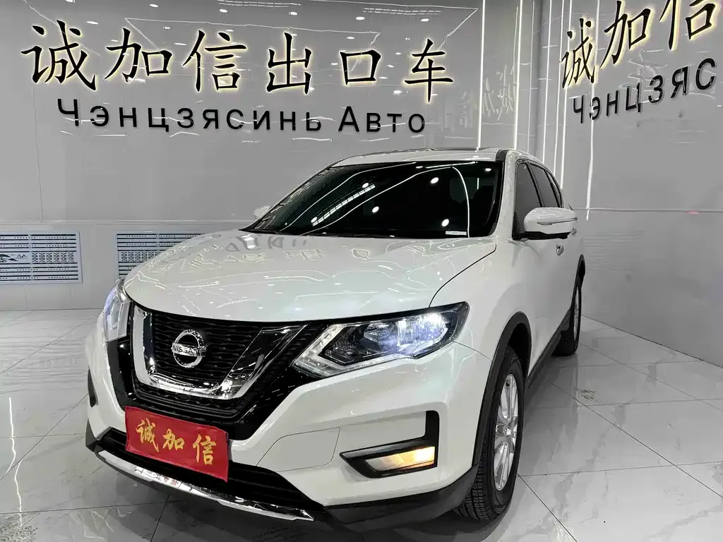Nissan X-Trail — фото 1
