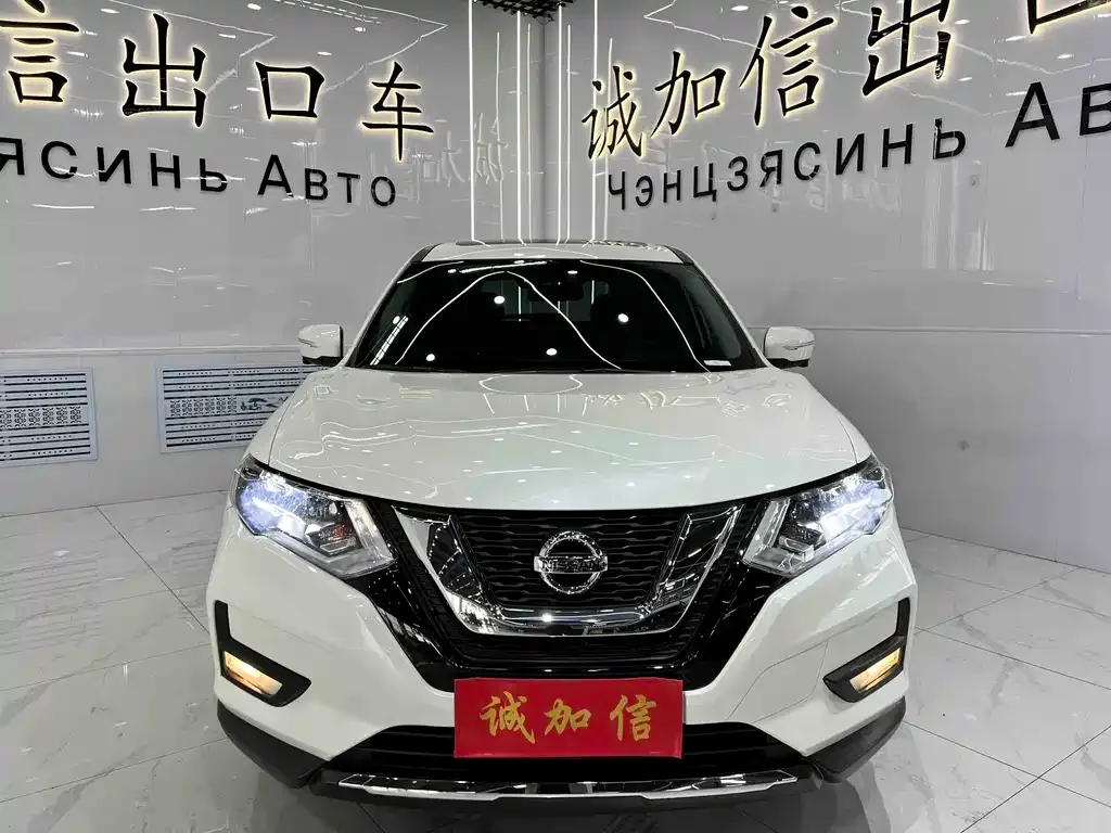 Nissan X-Trail — фото 6