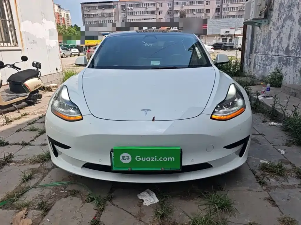 Tesla Model 3 — фото 6