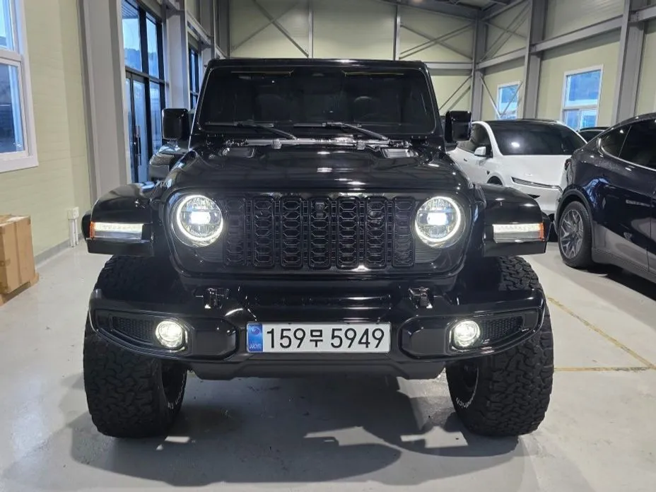 Jeep Wrangler — фото 2
