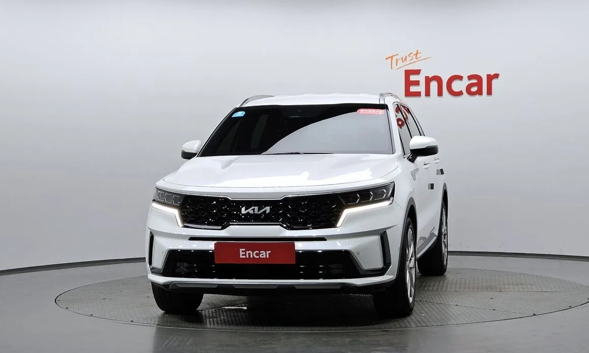 Kia Sorento — фото 7
