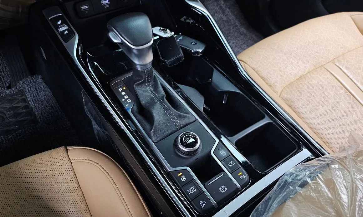 Kia Sorento — фото 10