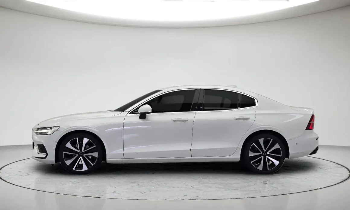 Volvo S60 — фото 5