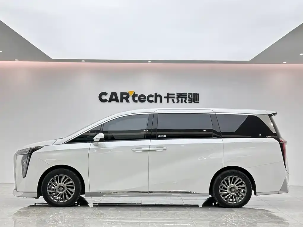 GAC Motor Trumpchi M8 — фото 2