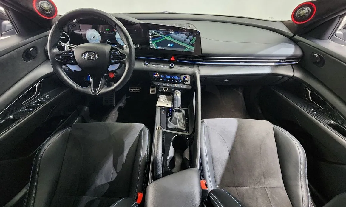 Hyundai AVANTE — фото 3